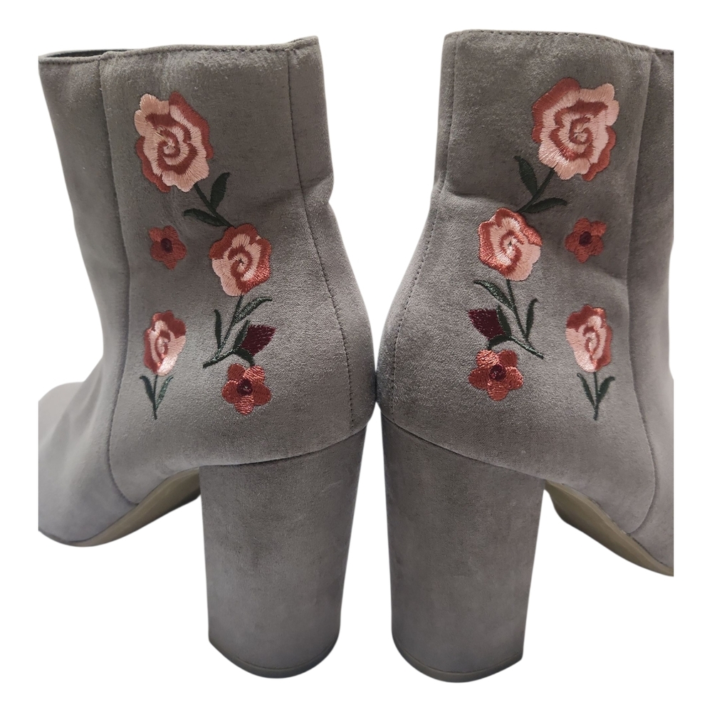 Report Gray Floral Embroidered Suede Ankle Boots Booties Women's Size 7.5 - Picture 10 of 15